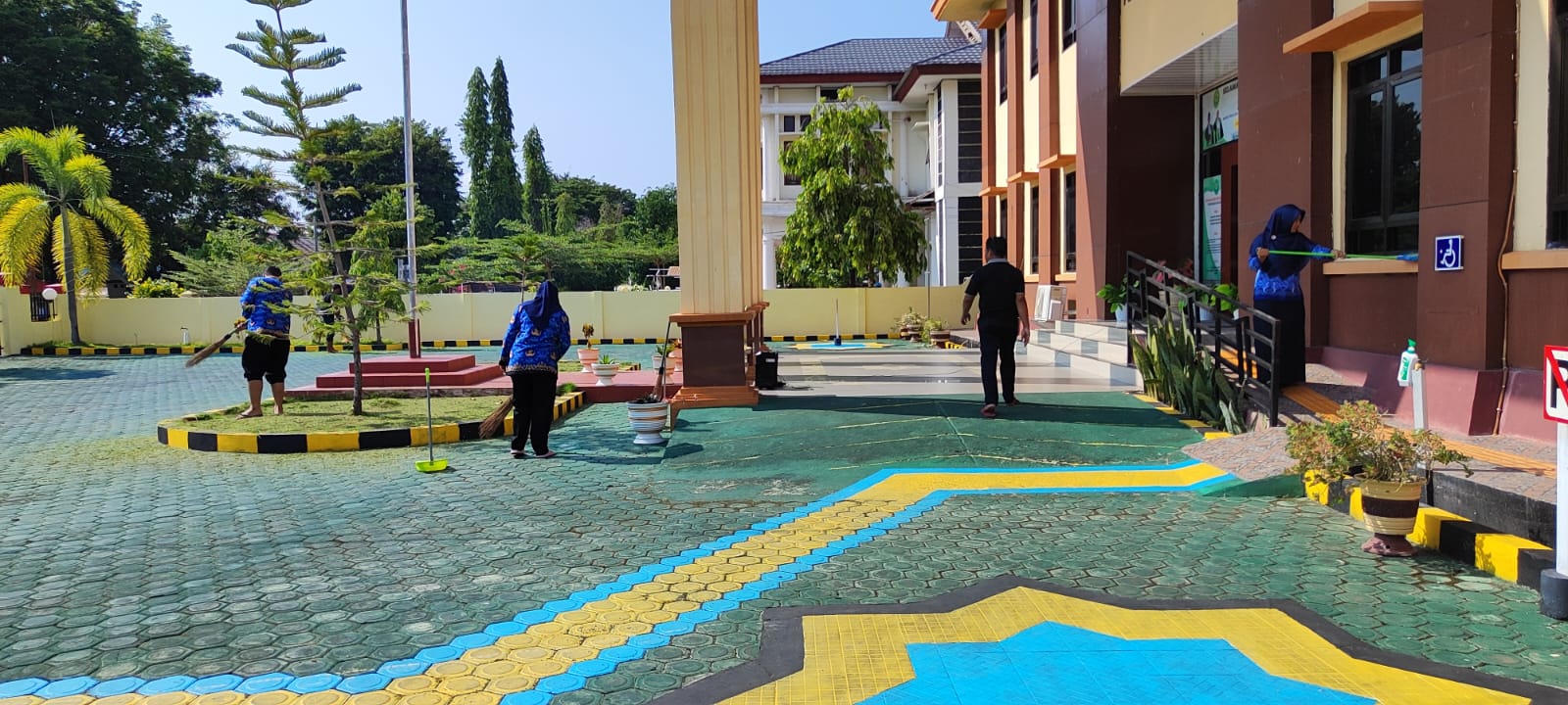 kerja bakti