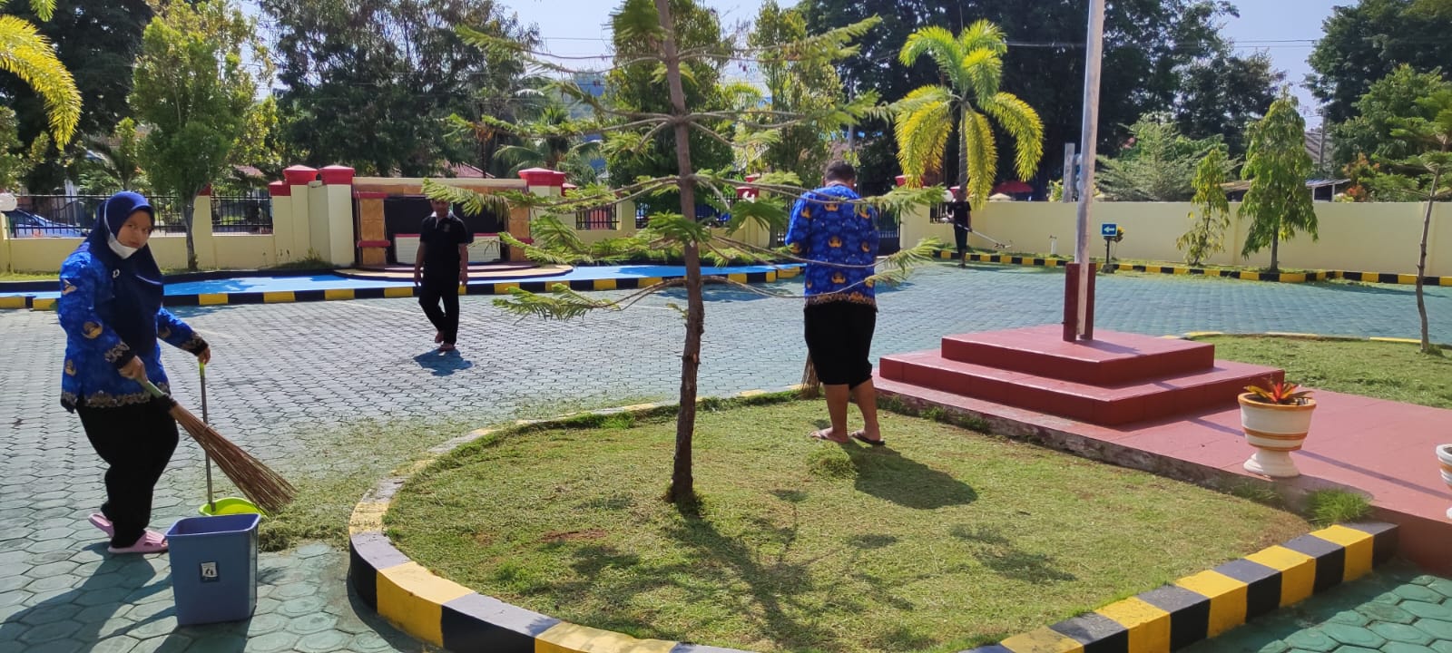 kerja bakti