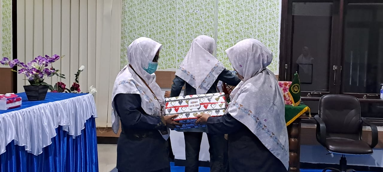 perpisahan panitera