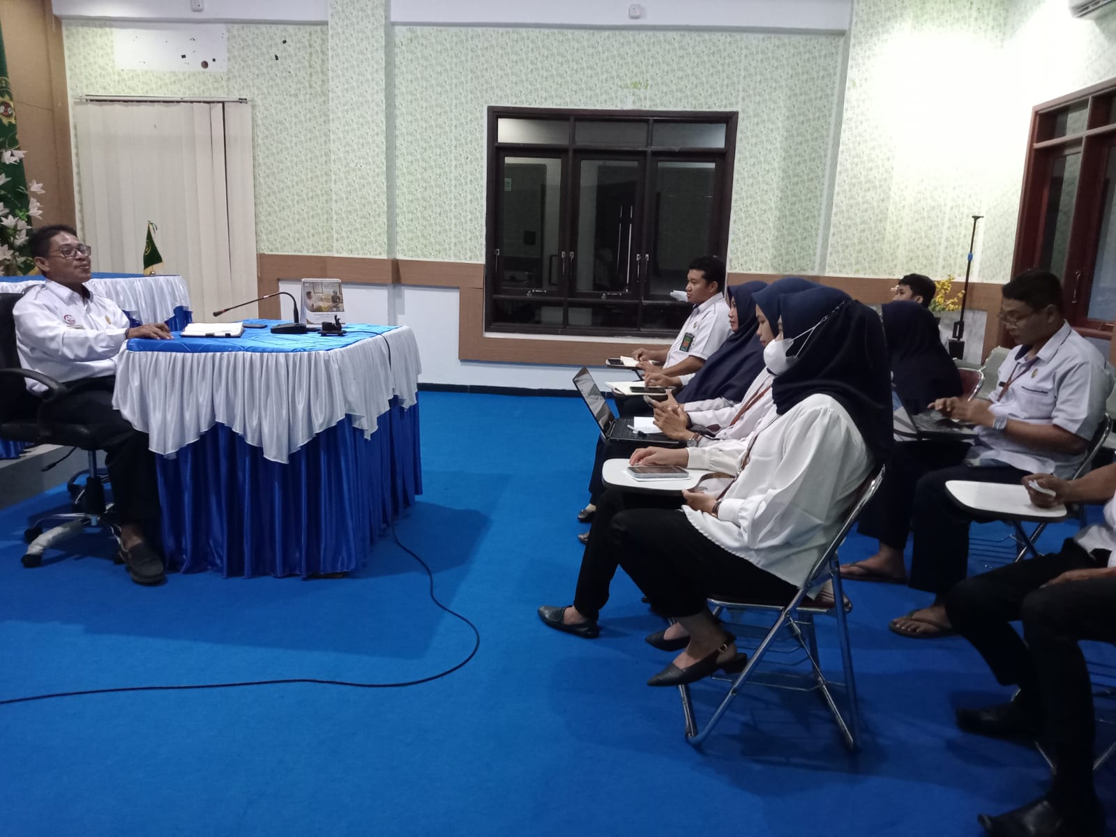 rapat kesekretariatan