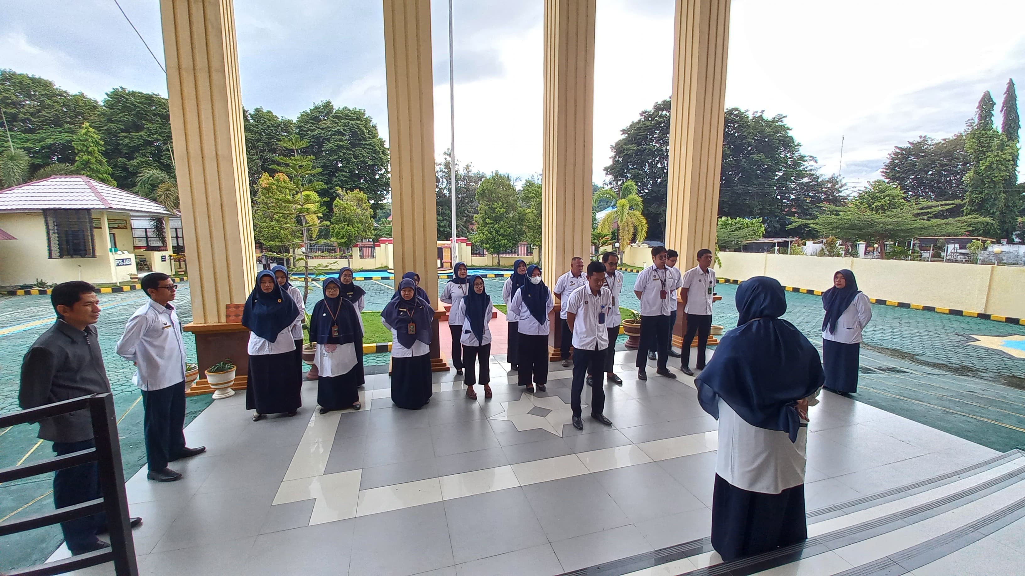 apel pagi